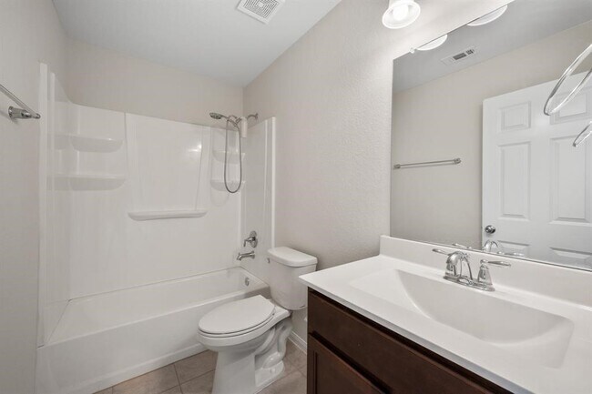 Building Photo - 9702 Fairymoss Ct