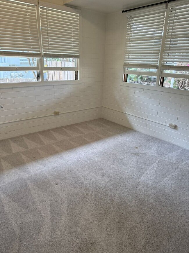 Building Photo - Prime location in the heart of Makiki 2 Be...
