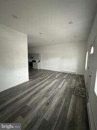 Building Photo - 145 W Main St