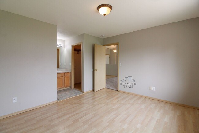 Building Photo - 2815 S Underwood St