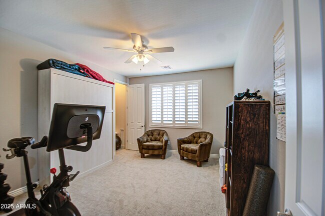 Building Photo - 3016 N Glenview