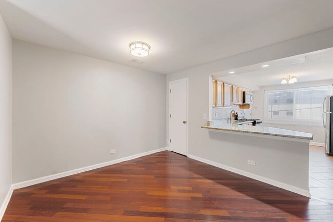 Building Photo - 5825 W Higgins Ave