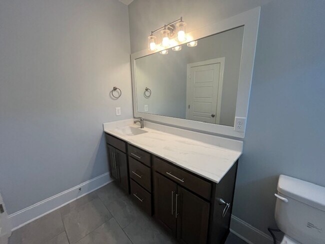 Building Photo - Experience Elegance and Privacy