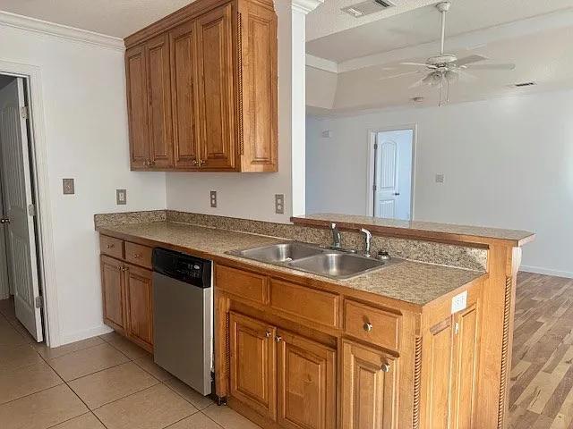 Building Photo - 5275 Branch Point Dr