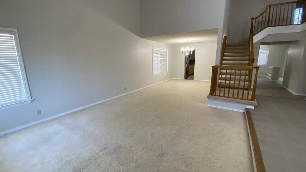 Building Photo - 4816 Rocklin Dr