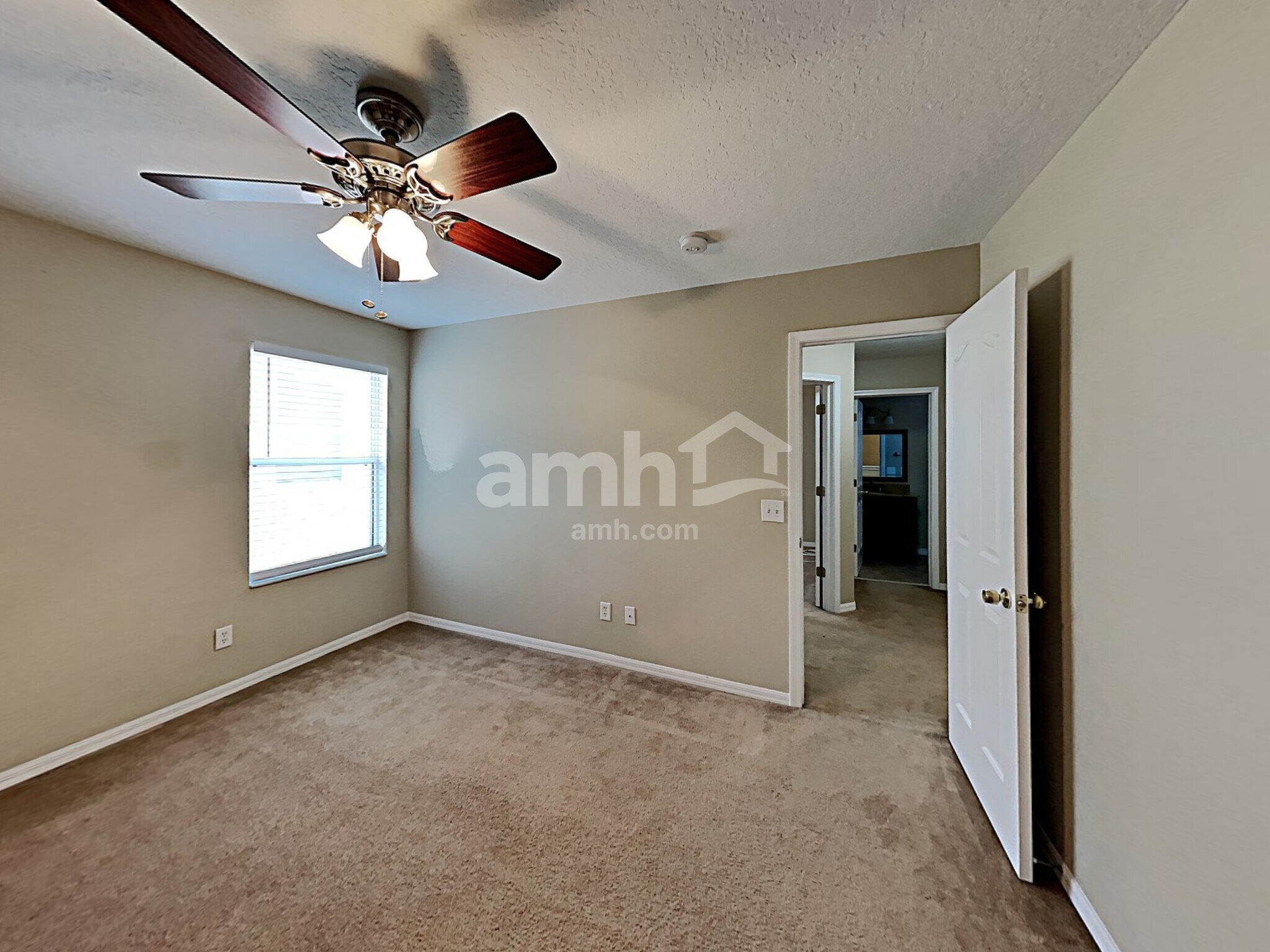 Building Photo - 11114 Golden Silence Dr