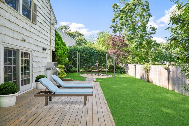 Building Photo - 35 Blossom Terrace