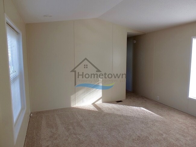 Building Photo - Beautiful 2 Bed 1 Bath Mobile Home in Sagle!