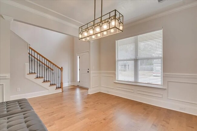 Building Photo - 4439 Raleigh Dr