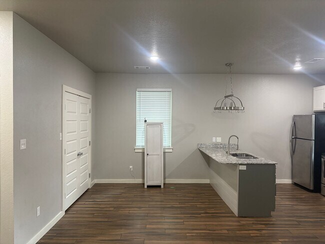 Building Photo - 3 bedroom and 2 bathroom house built in 2020