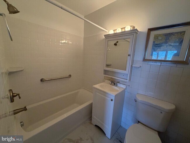 Building Photo - 7352 Lee Hwy