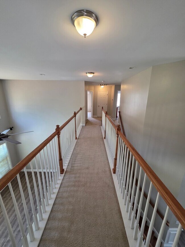 Building Photo - 177 Mill House Ln