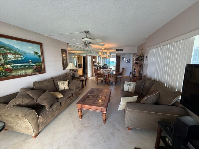 Building Photo - 710 N Ocean Blvd