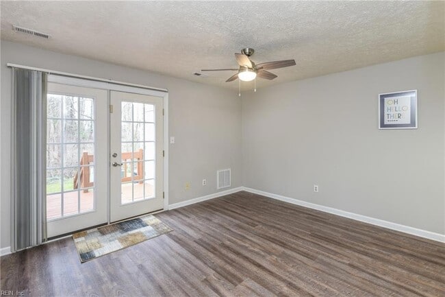 Building Photo - 1628 Angel Ct