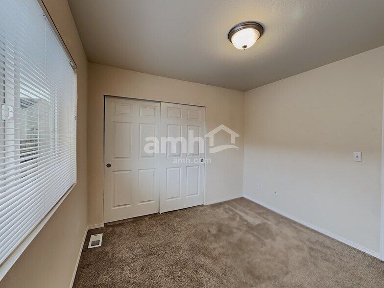 Building Photo - 11610 188th St E