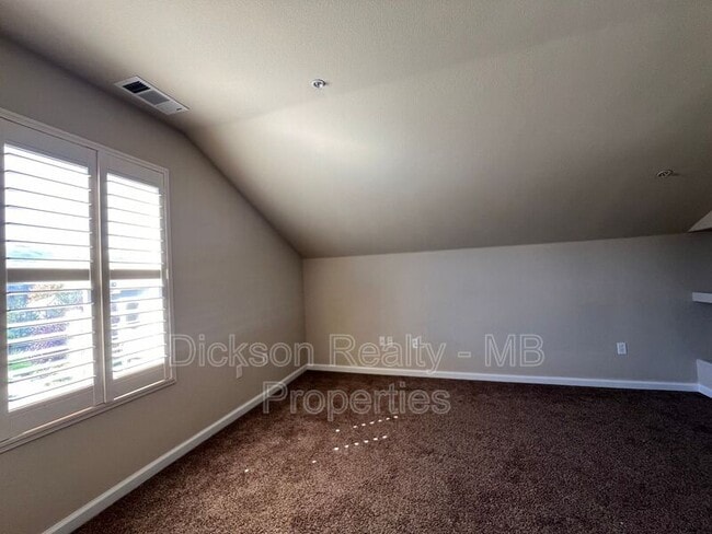 Building Photo - 17000 Wedge Pkwy