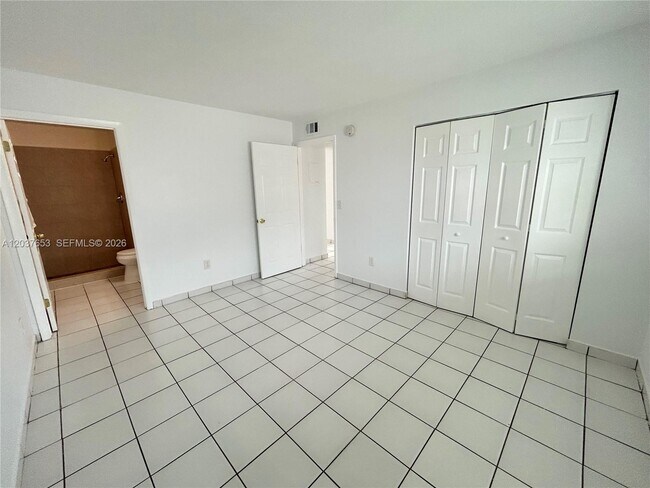 Building Photo - 15332 SW 72nd St