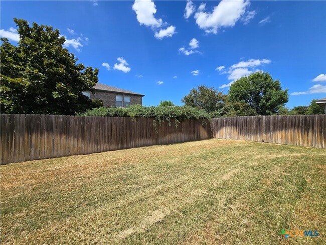 Building Photo - 345 Placid Meadow