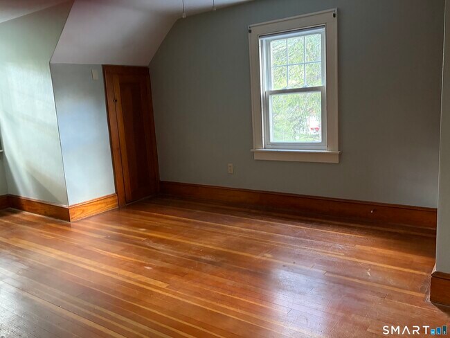 Building Photo - 34 S Rd