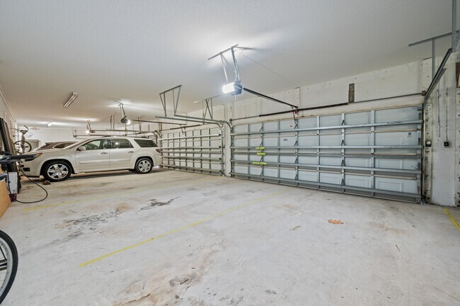 Building Photo - 995 N Hwy A1A