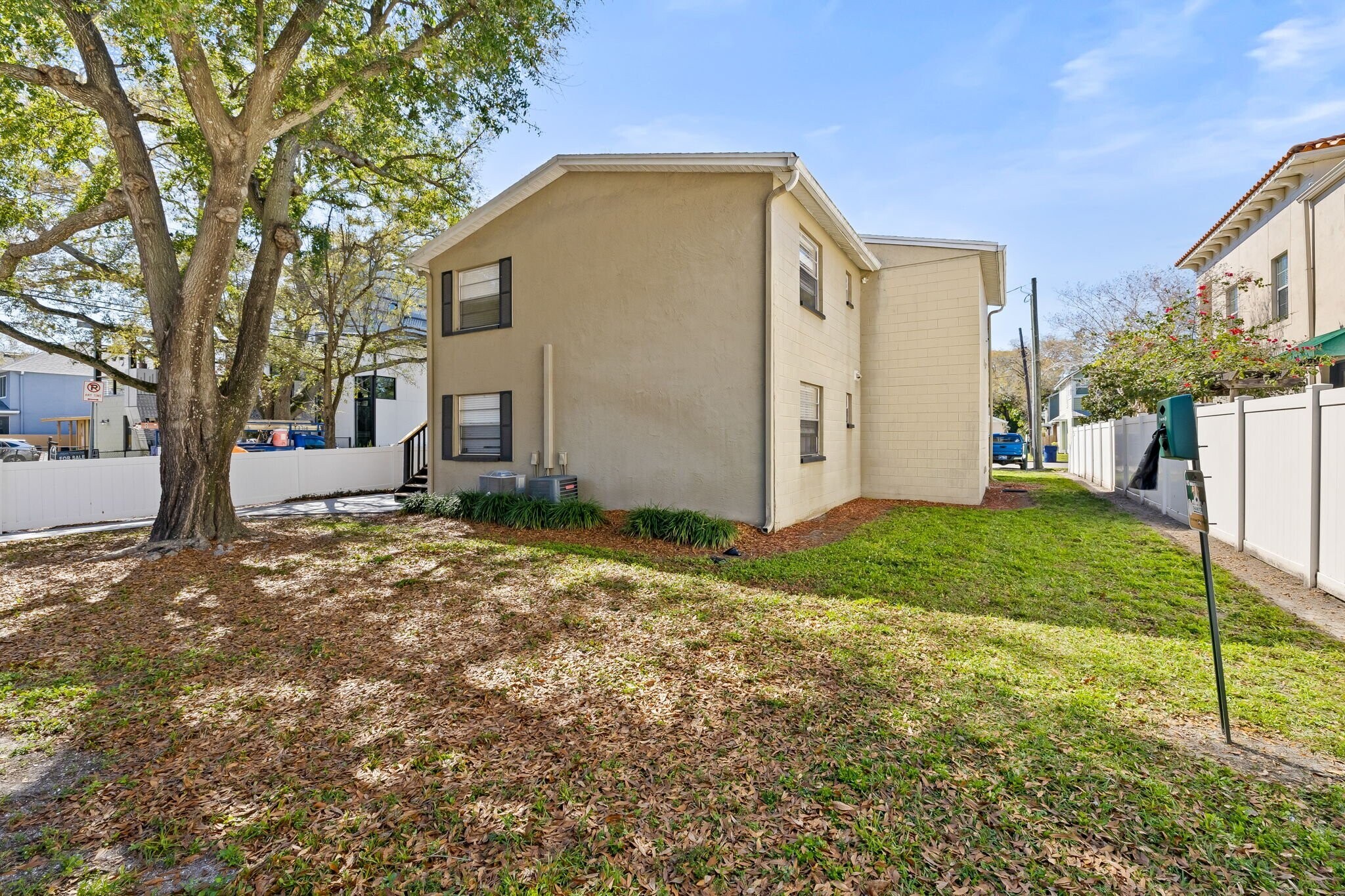 Building Photo - 310 S Orleans Ave