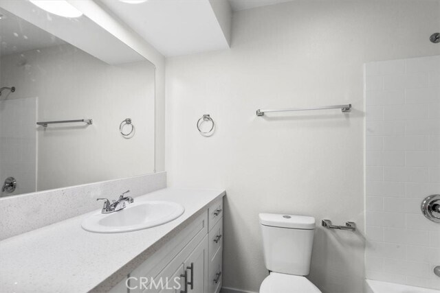 Building Photo - 1002 Lombard Dr