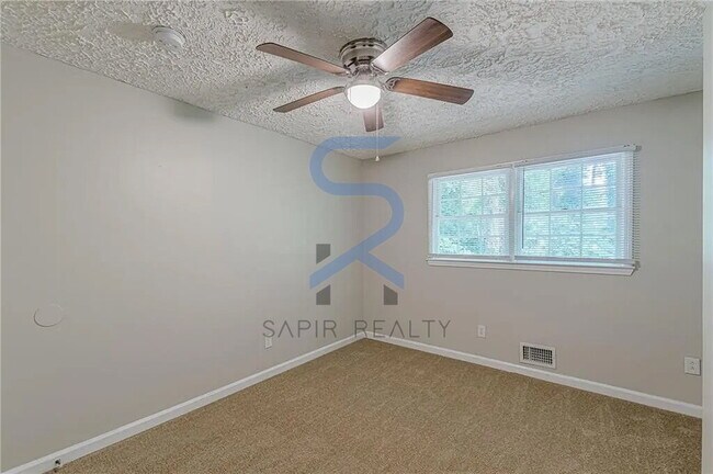 Building Photo - Move in before November 30th and choose your reward: a $250 Amazon Gift Card or a 55 Smart TV!