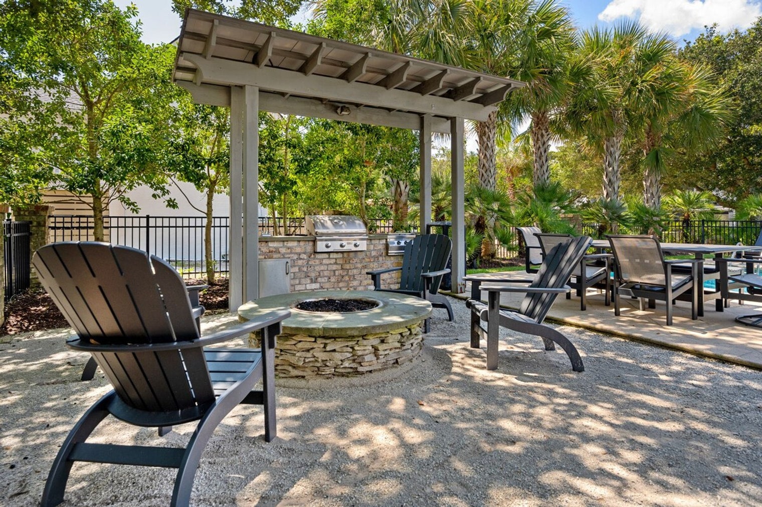 Building Photo - 60 Pioneer Loop