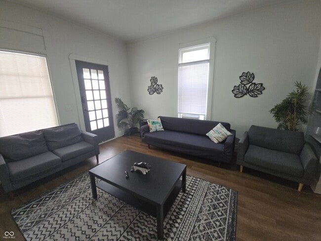 Building Photo - 1728 N Delaware St