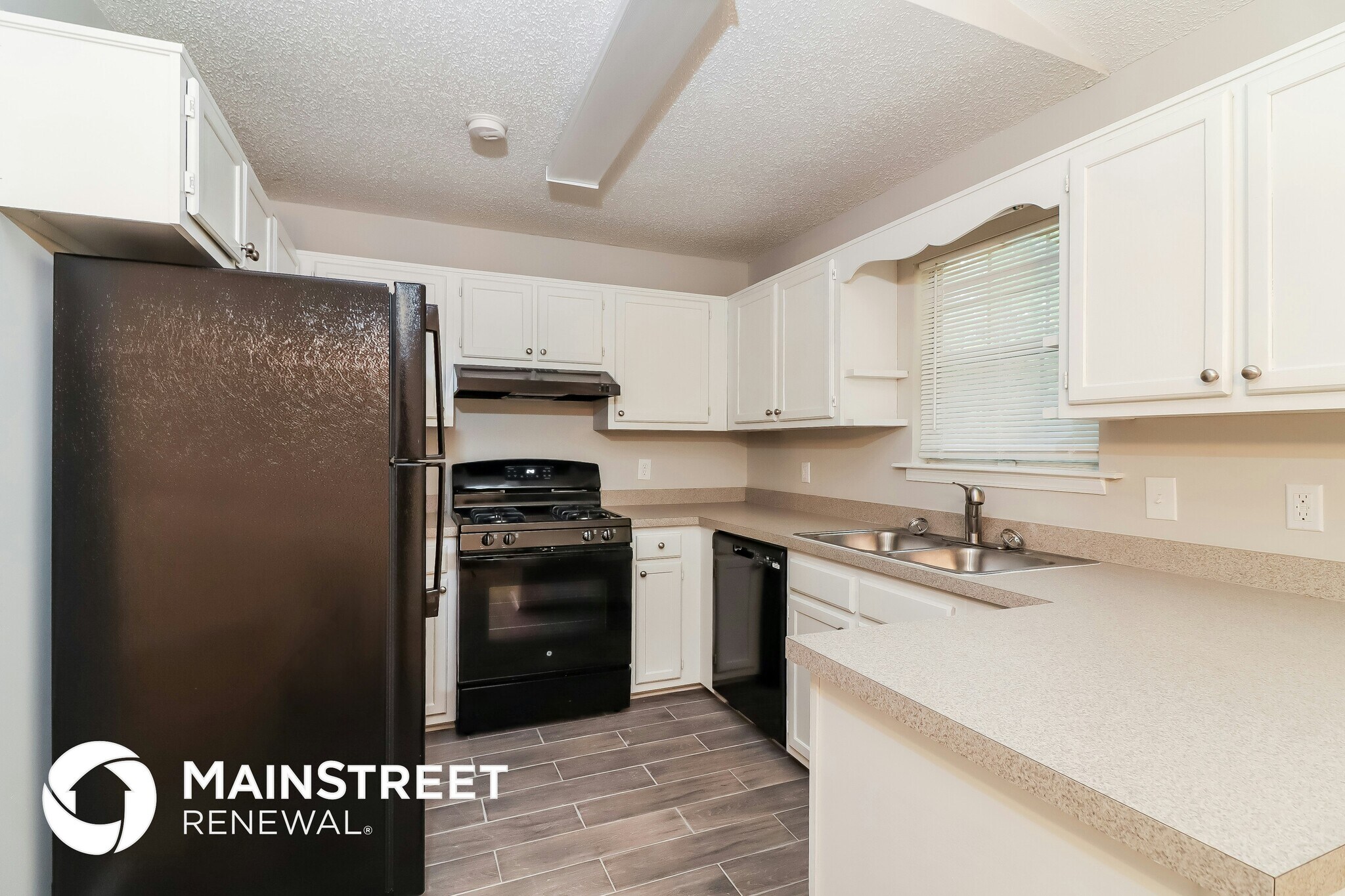 Building Photo - 306 Adelene Way