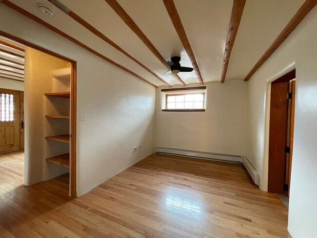 Building Photo - 703 Alto St