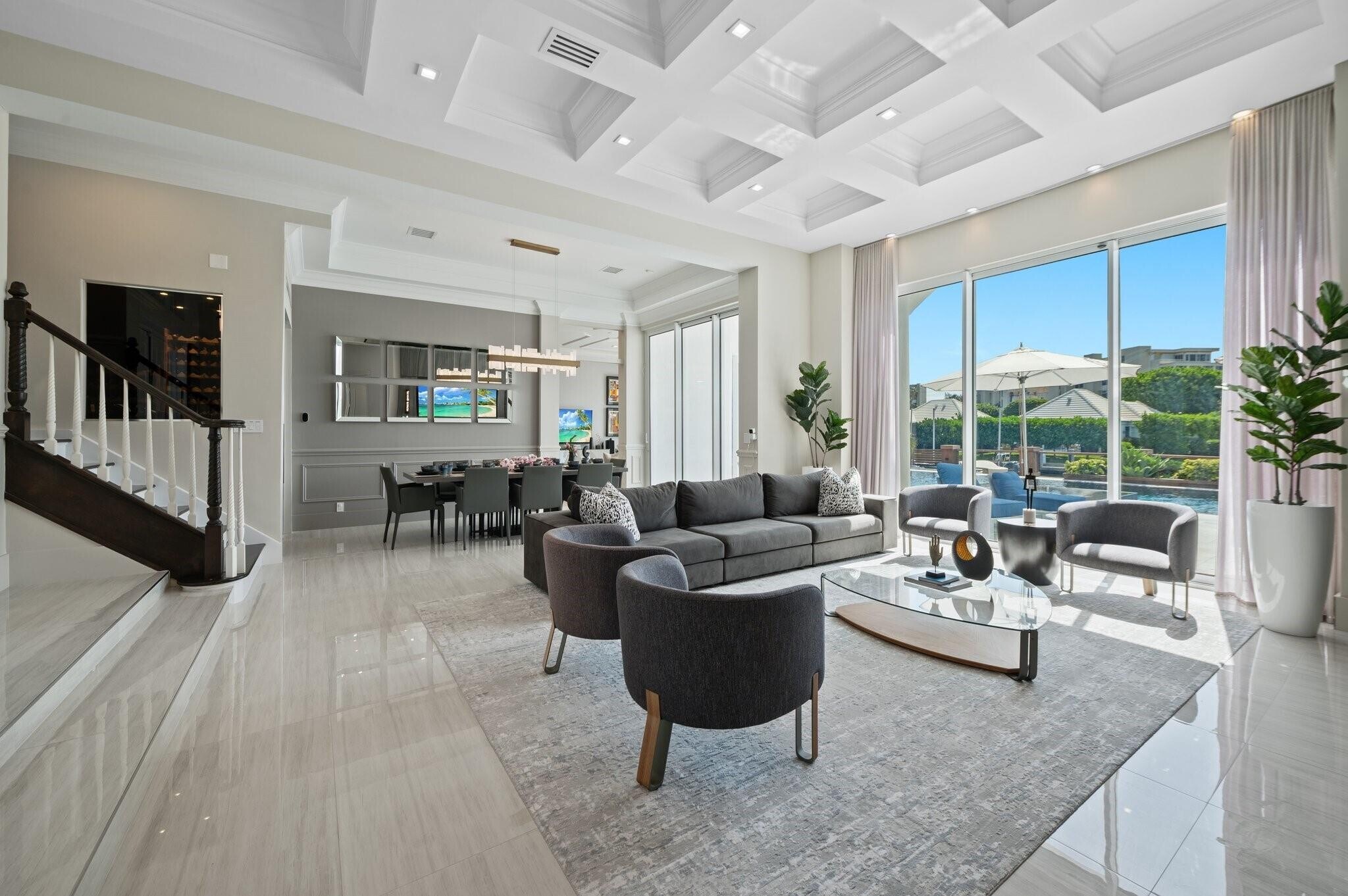 Building Photo - 81 Island Dr S