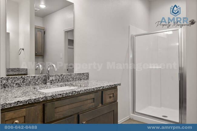 Building Photo - 2 Bedroom In Frenship ISD!