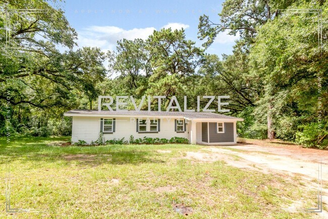 Building Photo - 2365 Sybel Dr