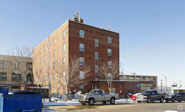Building Photo - Baum Boulevard Apts.