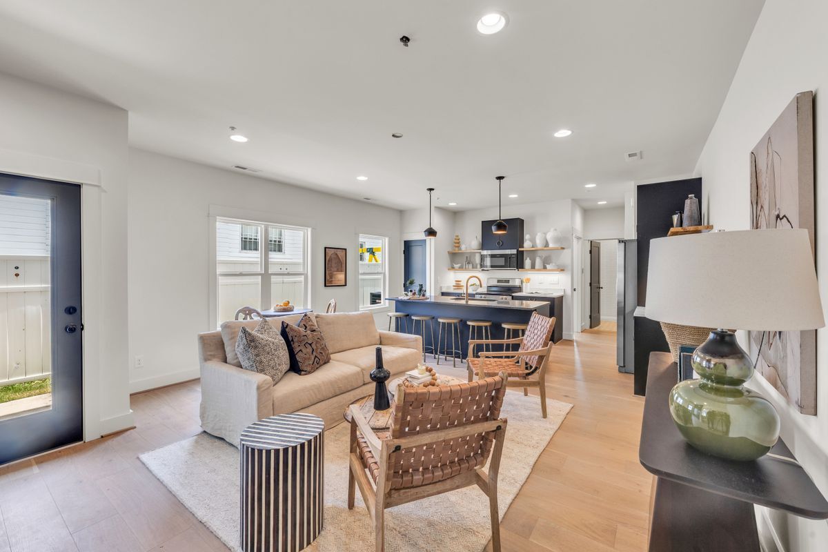 Building Photo - 4115 4th Ave S