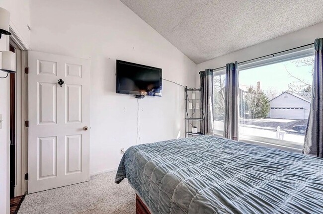 Building Photo - 19461 E Navarro Dr