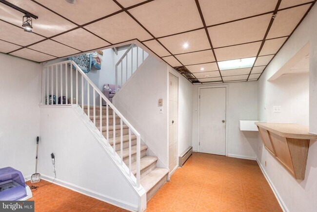 Building Photo - 3473 E Gate Pl