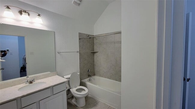 Building Photo - 1033 Leadtree Loop