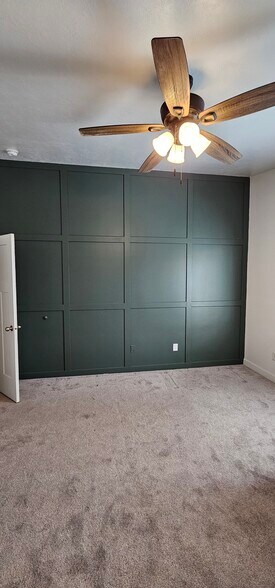 Building Photo - 629 W Life Dr
