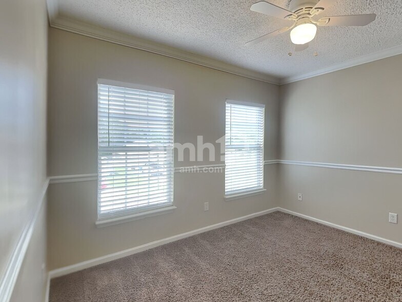 Building Photo - 3558 Brangus Ct
