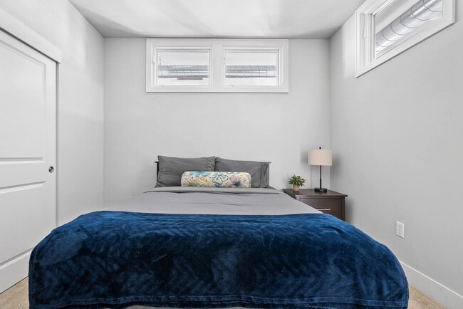 Building Photo - 235 S Delaware St