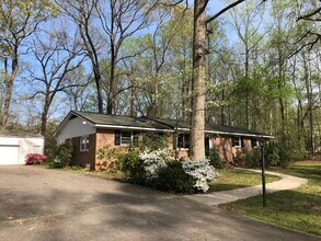 Building Photo - 214 Sowers Ferry Rd