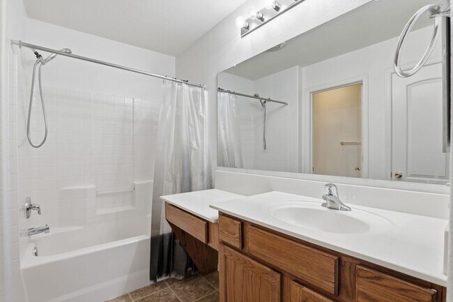 Building Photo - 3 bedroom home in queen creek, ready to go!-1 MONTH FREE WITH A 13 MONTH LEASE!