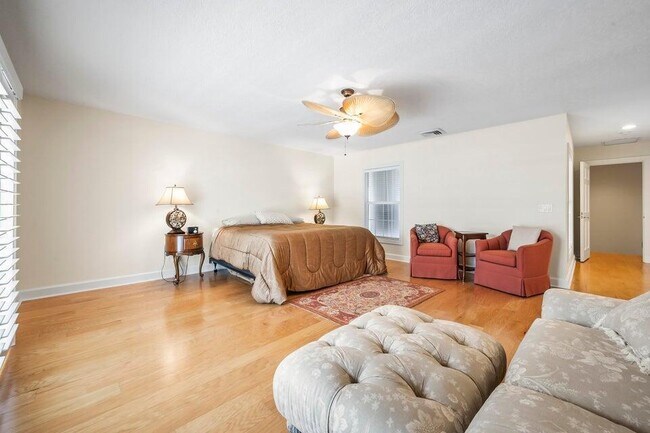Building Photo - 14394 Cypress Island Ct