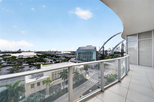 Building Photo - 1400 Biscayne Blvd
