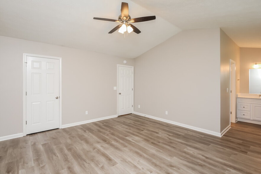 Building Photo - 1384 Luther Way