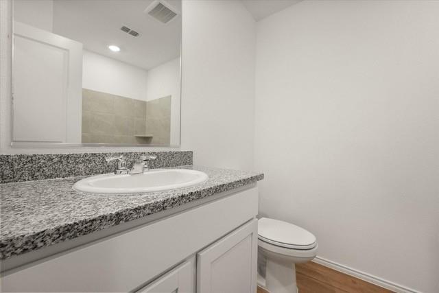 Building Photo - 5809 Cherry Holw Wy