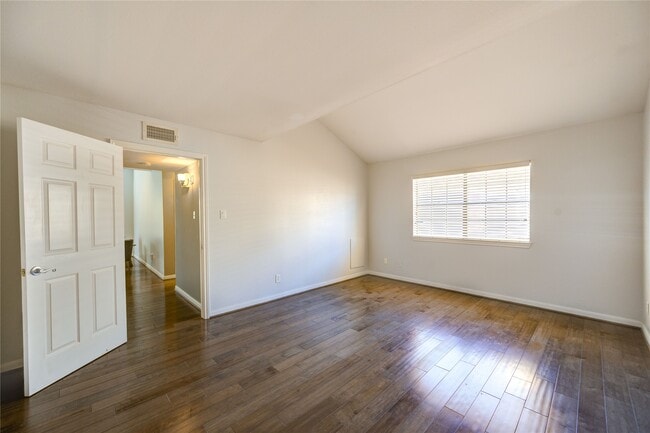 Building Photo - 4000 Purdue St