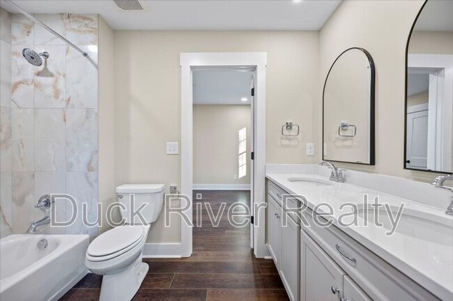 Building Photo - 119 Westover Dr